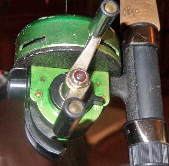 Fishing Vintage Johnson Century Spinning Reel Model 100-A Green